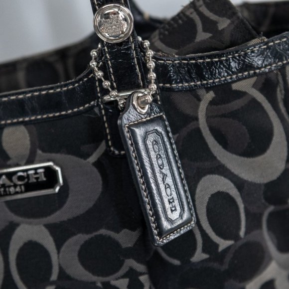 Coach Black/Silver Jacquard Signature Logo Zip Top Handbag Purse F1072 - Picture 3 of 11
